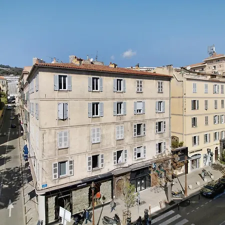 Superbe Centre Apartamento *